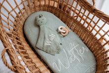 Load image into Gallery viewer, Personalised Classic Knitted Blanket-  Signature Font
