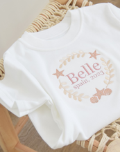 Load image into Gallery viewer, Personalised Holiday Seashell Wreath Top
